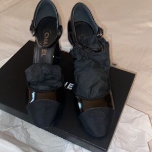 Authentic Chanel Mary Jane pumps